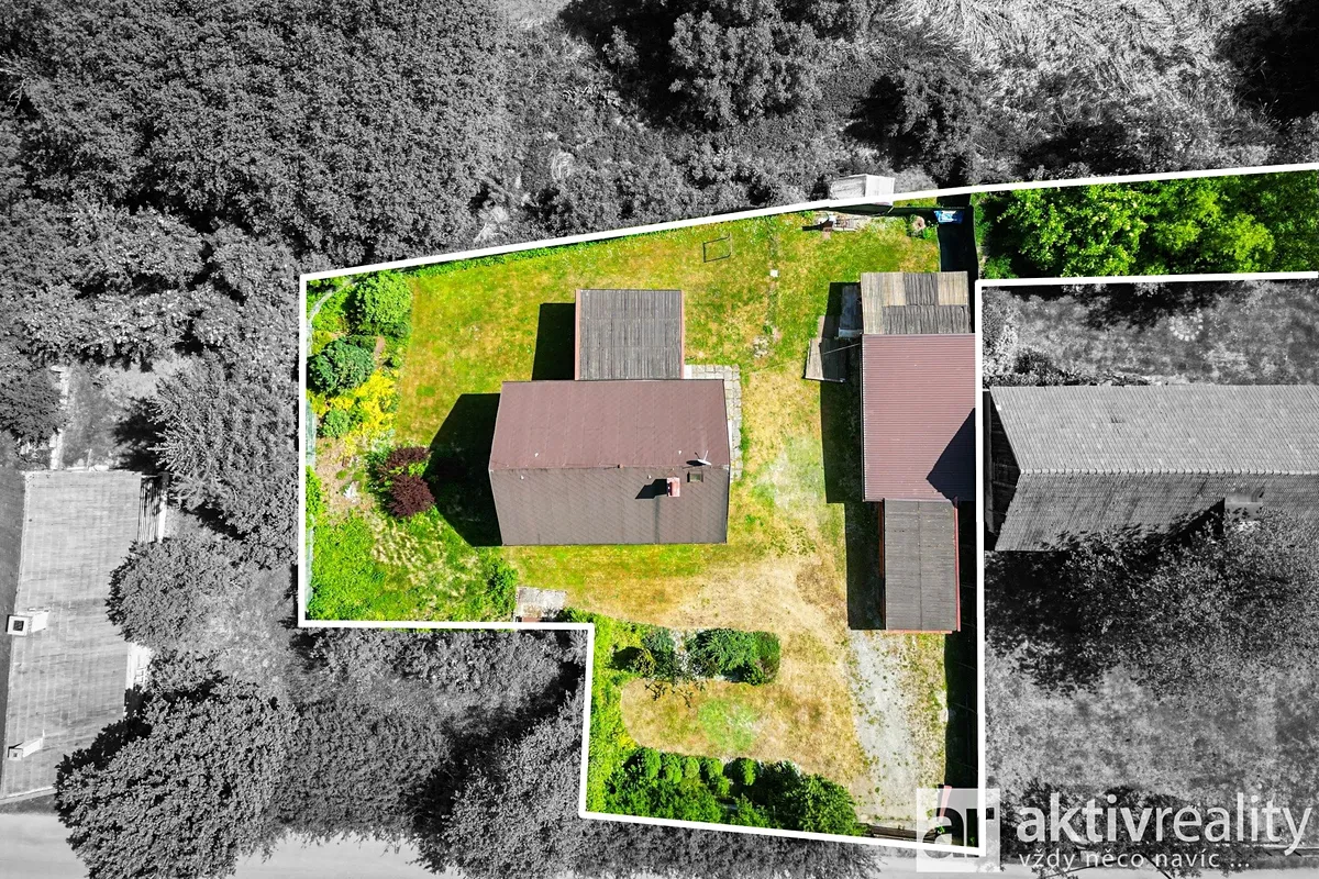 Prodej stavebního pozemku 1261 m²